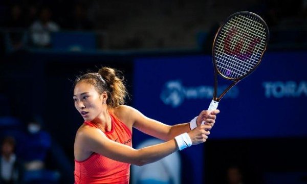 东京站郑钦文2-0施耐德晋级下一轮 总决赛 将与肯宁争第一名