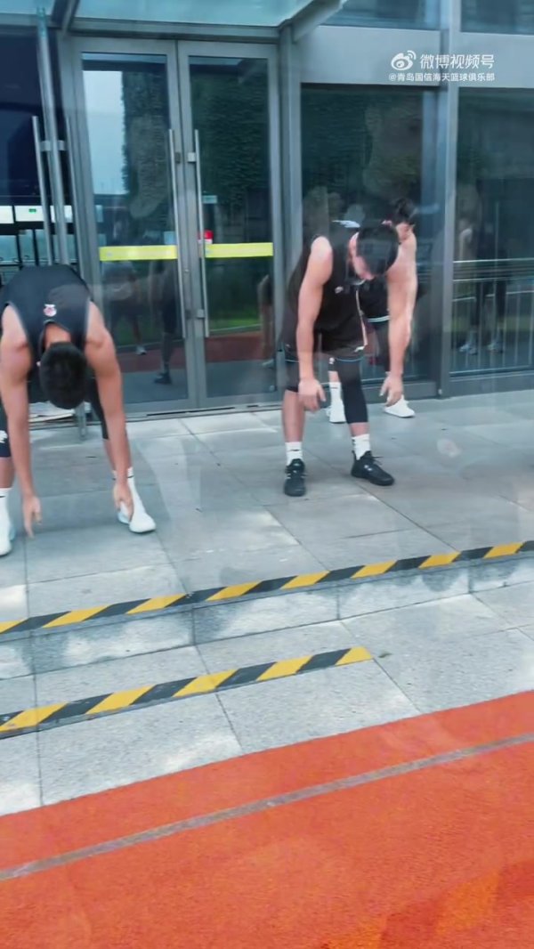 练习  随拍 | 11公里清晨跑拉练，干就完了！🏃🏻🏃🏻‍♂️