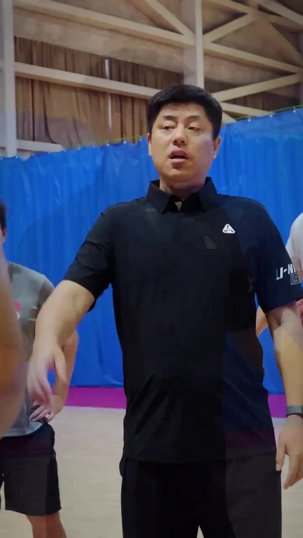 山西男篮夏训进行时！潘导：你可以做不到很完美 但要努力去做