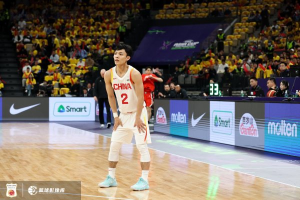 徐杰：本场暴露我们攻击  端问题较多 后续要明确好如何破解联合防守