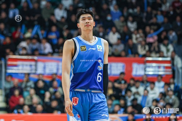 一直窝憋在福建？邹阳回复球迷：成年人了 事情那么容易达成吗？