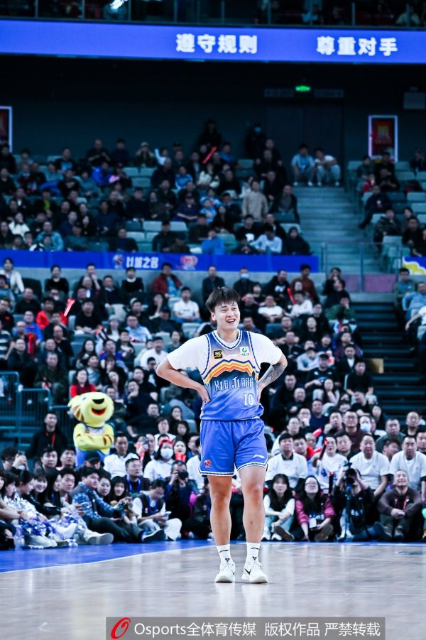 媒体人：赵睿加盟北京没去其他国企俱乐部 他的个人意愿至关重要