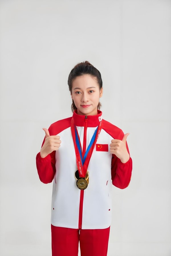 体坛女神大赛之吴柳芳：灵活性  与坚韧共舞 涅槃重生的体操运动活动      凤凰