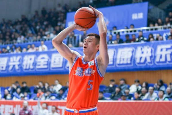 晋江经济报：李江淮新赛季是球员兼任福建队助理指导教练员