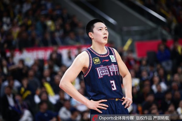胡明轩赴美特训 不打广东全运男篮与澳大利亚墨尔本老虎的赛前热身  赛