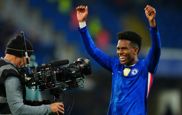 埃斯特旺：参加英超欧冠理想  成真 曾借助英语翻译APP和帕尔默聊天