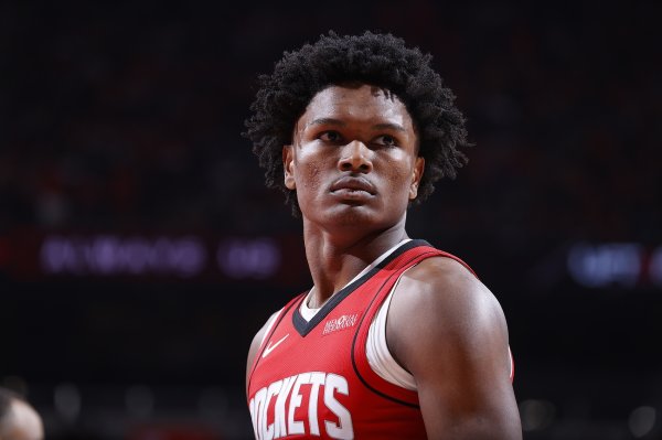 全能战士!阿门15中9拿到19分7板6助2断1帽