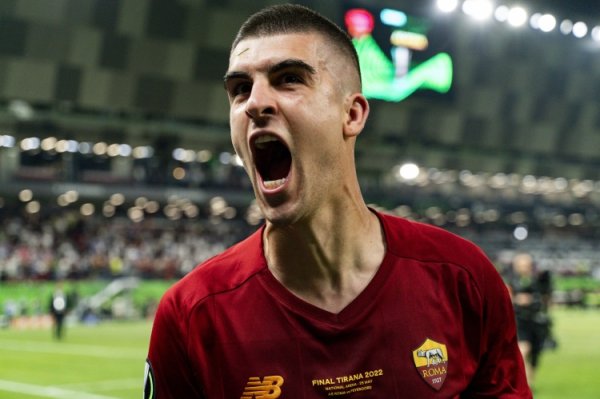 曼奇尼：我常常梦回能重罚欧联总决赛  十二码球，那段记忆像匕首刺在心头