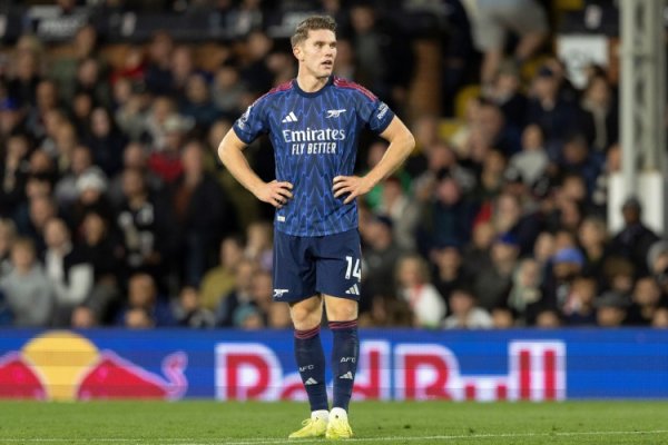 记者谈阿森纳大胜：为约克雷斯感到高兴，得分  荒期间他从未退缩