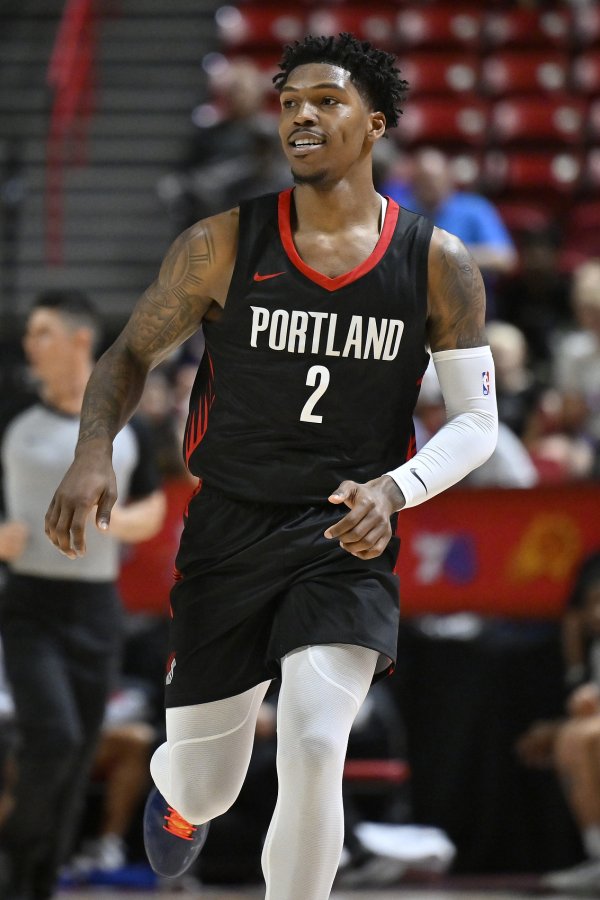 媒体人：乐福出手选择确实不合理 但今天也就他&两位老将有求胜欲