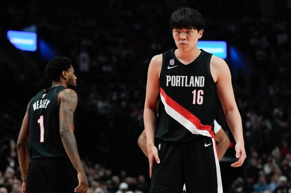 媒体人谈杨瀚森：首秀能积分  就是获胜   慢慢来